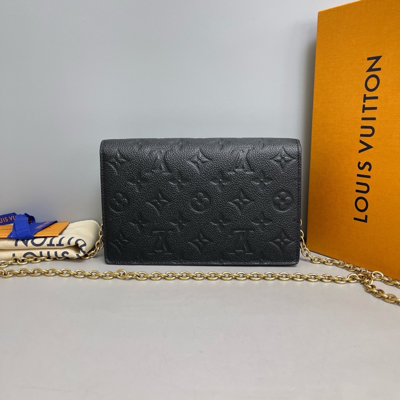 Louis Vuitton 路易威登 Vavin 黑金全皮壓紋WOC 鏈條包-1