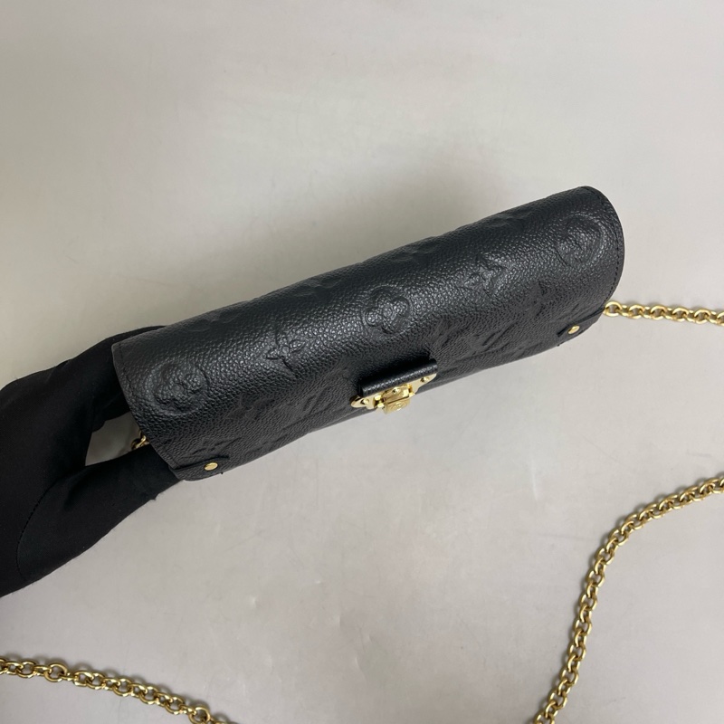Louis Vuitton 路易威登 Vavin 黑金全皮壓紋WOC 鏈條包-5