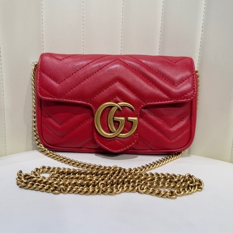 98❤️ Gucci GG Marmont 馬蒙mini鏈條包 紅色 經典V型絎縫 金色鏈條+雙G標