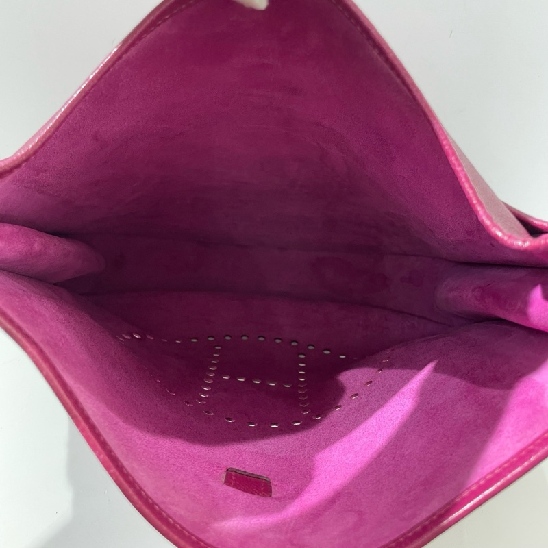 Hermes愛馬仕Evelyne伊芙琳33 玫瑰紫銀扣 框O刻 e皮 單肩斜挎包。-7