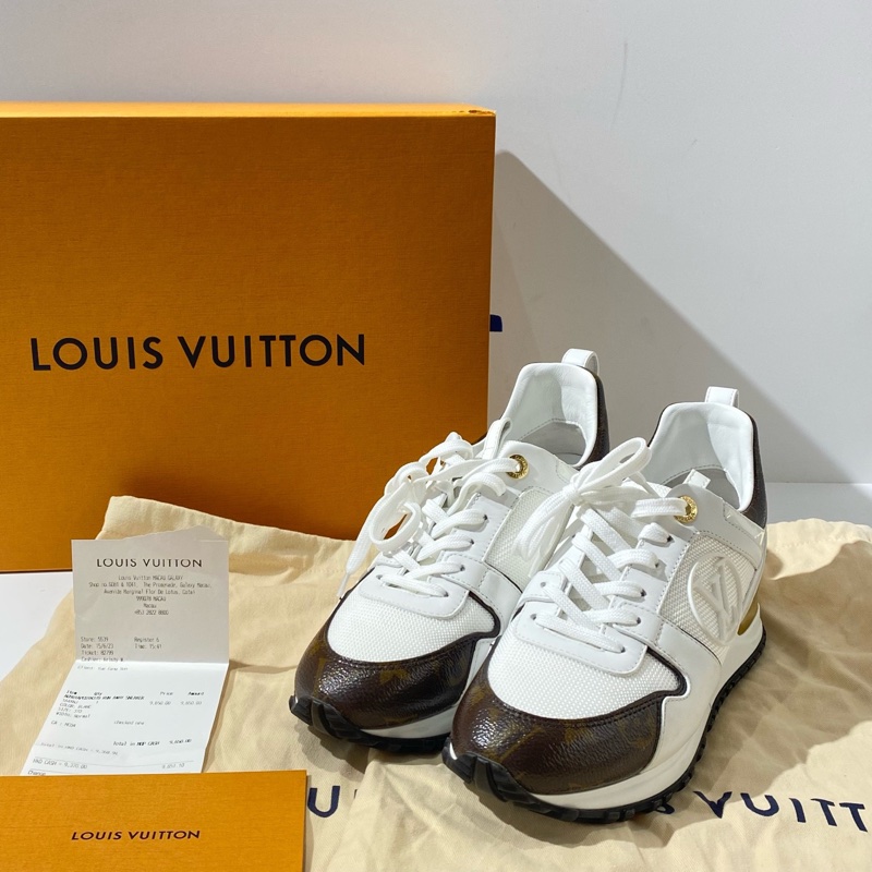 Louis Vuitton路易威登 Run away白棕老花休閒鞋運動鞋 37碼，23年6月票。-0