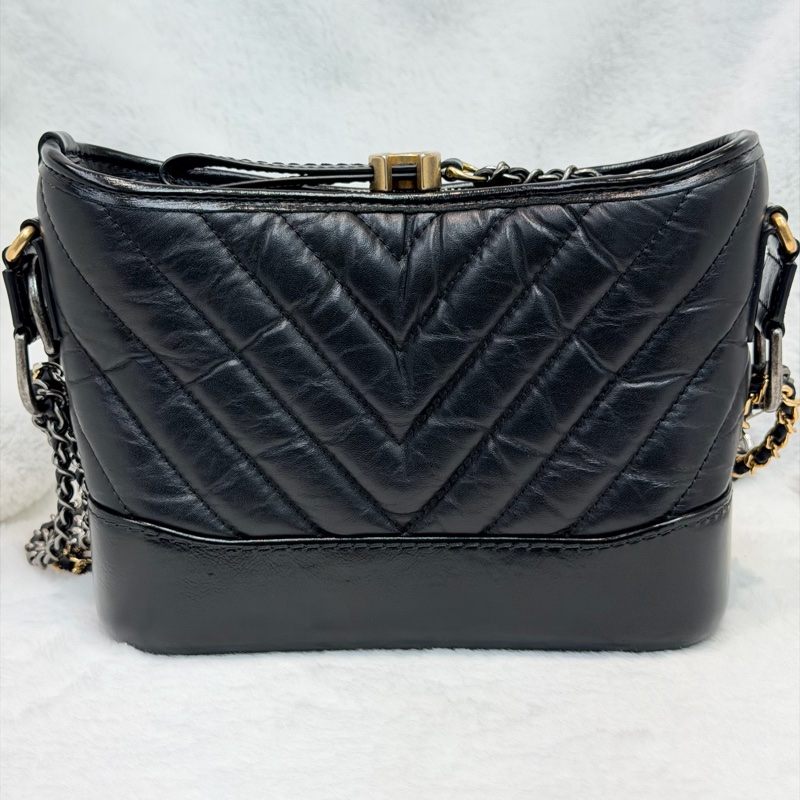 CHANEL Gabrielle Small Size V紋小號黑色流浪包 XC382-1
