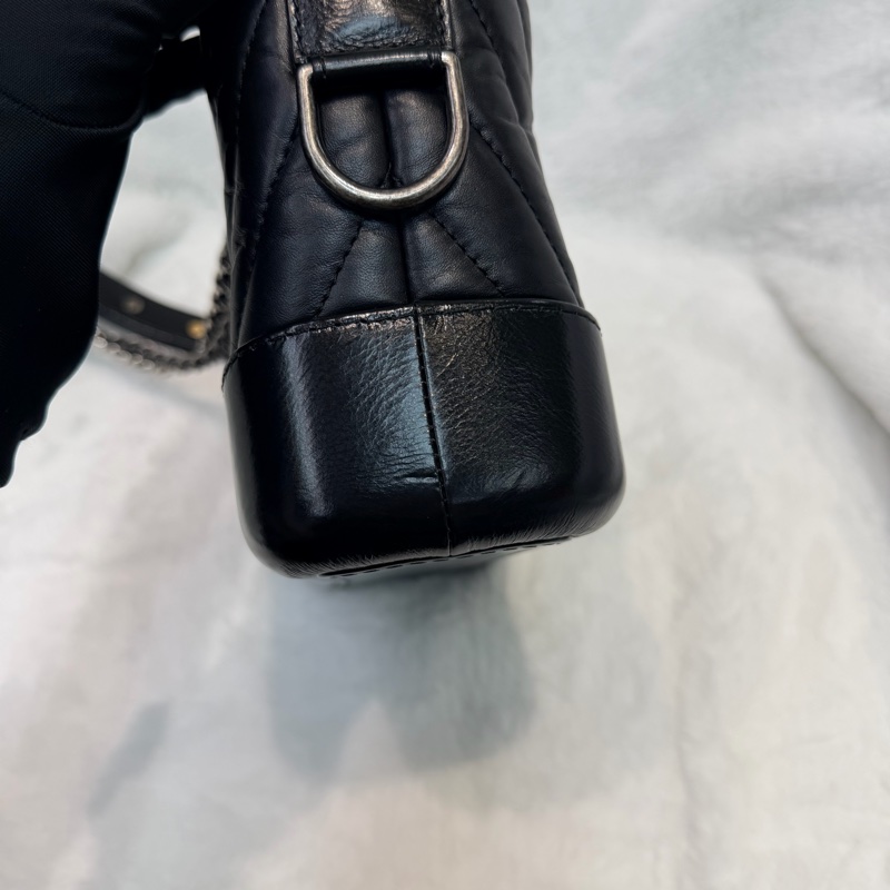 CHANEL Gabrielle Small Size V紋小號黑色流浪包 XC382-44