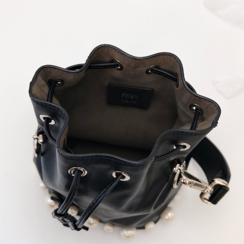 FENDI MonTresor.迷你黑銀珍珠 抽繩水桶水桶包 12*18*10 98新配件塵袋-6