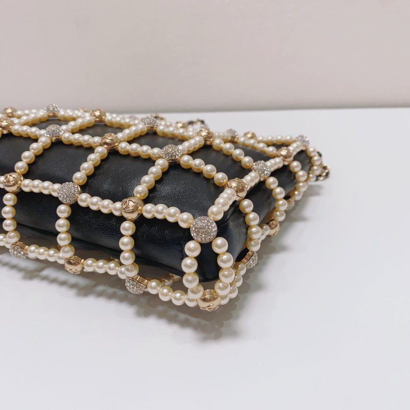 Chanel 黑色全皮珍珠鑽球晚宴包 21x3x15cm  98新配件塵袋-3