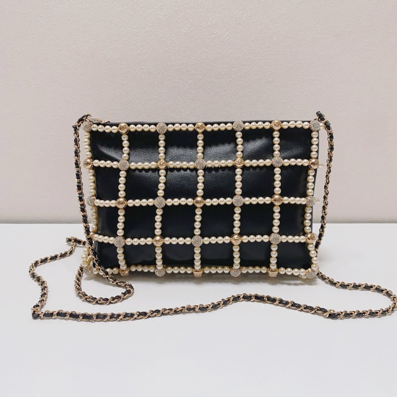 Chanel 黑色全皮珍珠鑽球晚宴包 21x3x15cm  98新配件塵袋-7
