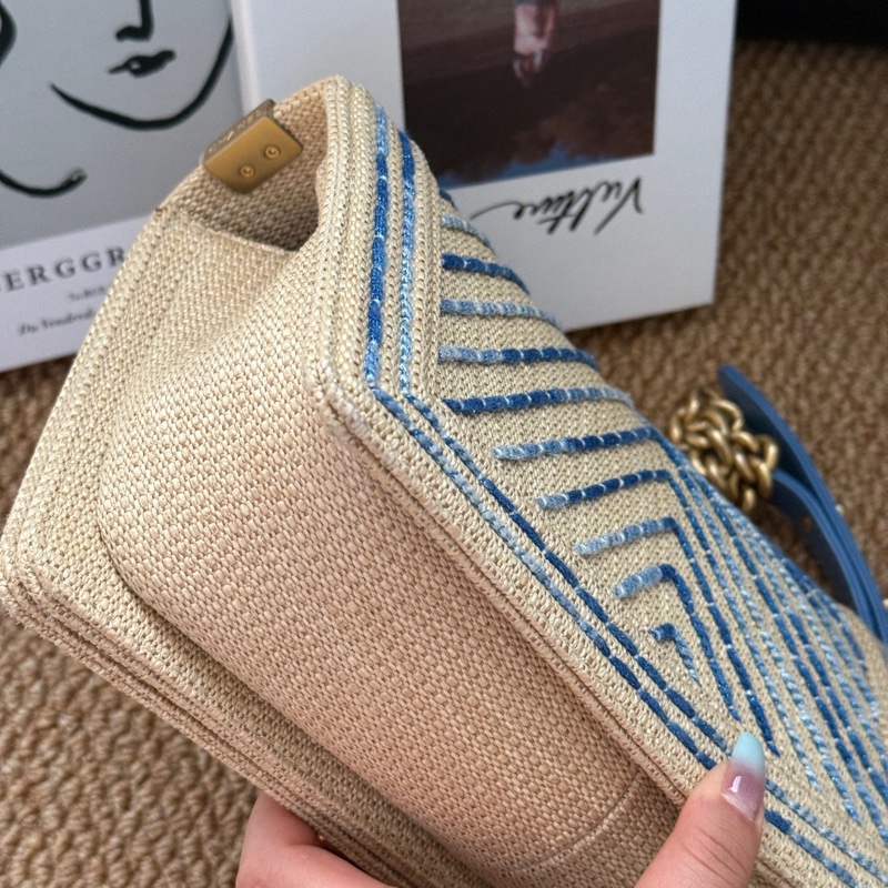 Chanel/香奈兒 藍色編織中號Leboy 27開尺寸:15*25。附件：單品-5