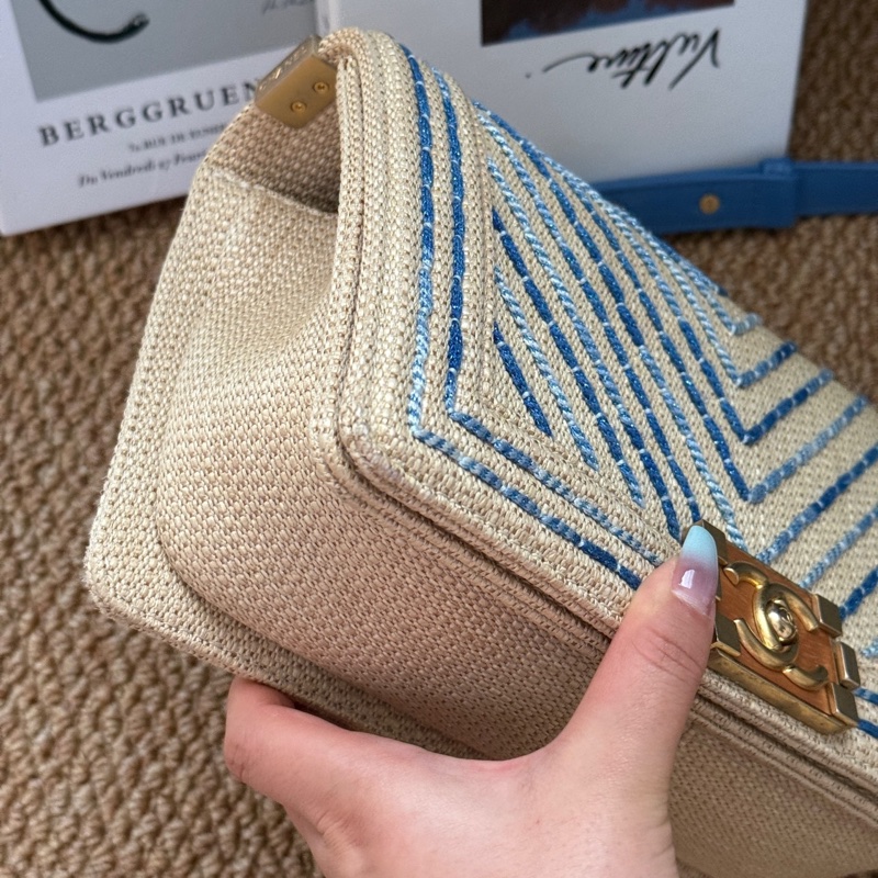 Chanel/香奈兒 藍色編織中號Leboy 27開尺寸:15*25。附件：單品-8