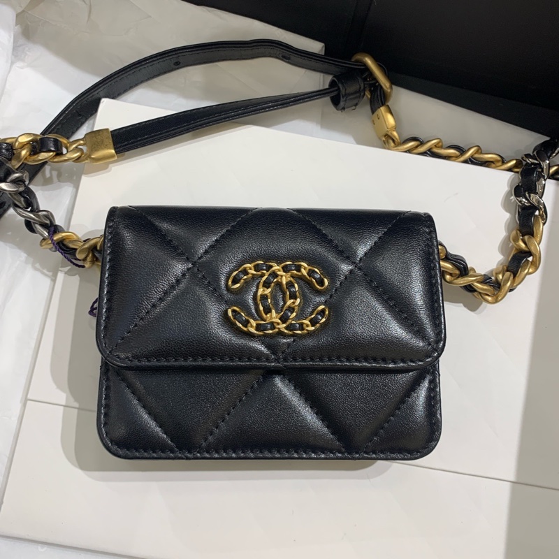 香奈兒 19woc黑金小廢包 芯片款 22年 4*28。-0