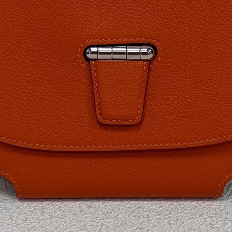 愛馬仕Hermes Convoyeur mini火焰橘Evercolor皮 銀扣 絕版馬鞍小包包-4