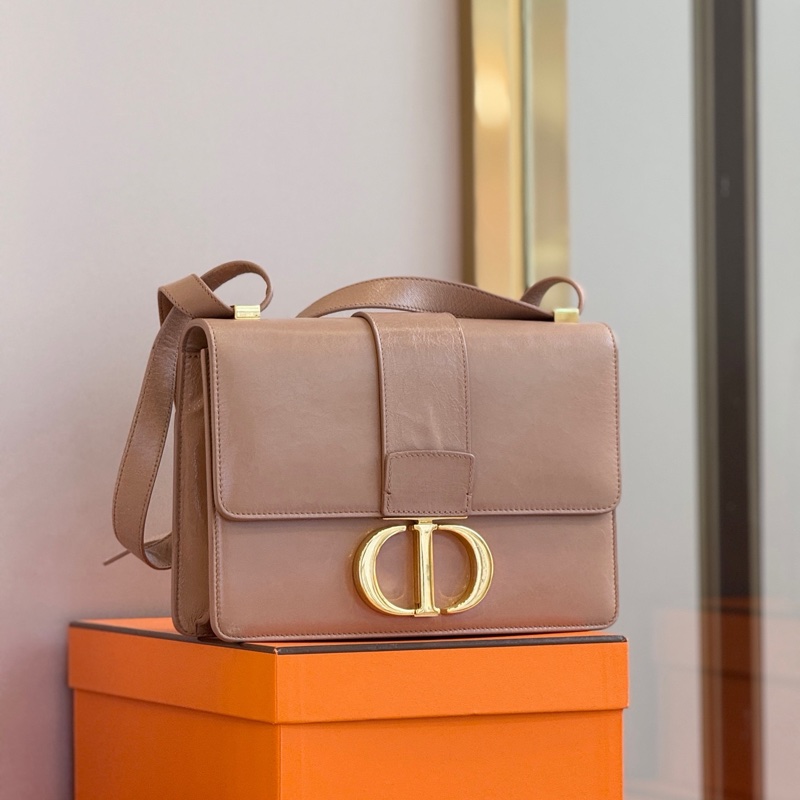 Dior • 經典蒙田Montaigne 30 裸粉色油臘牛皮金釦 附保卡-3