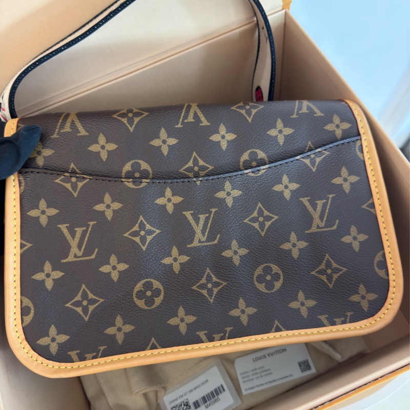 二手Louis Vuitton老花Diane法棍手提側背斜背包M45985-3