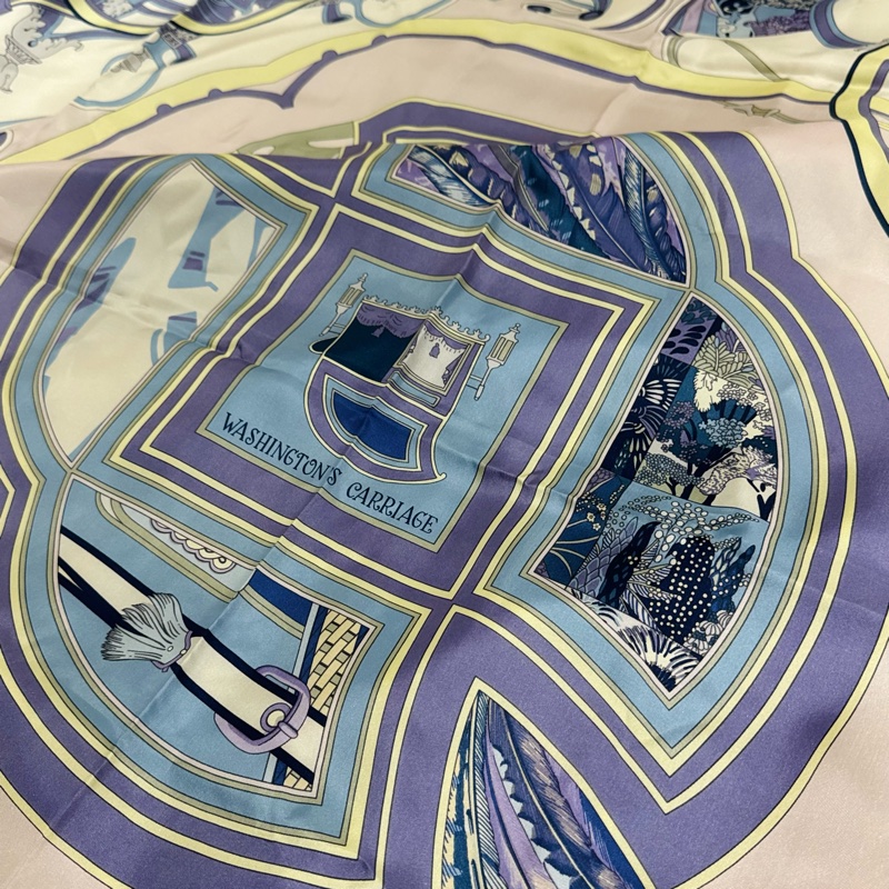 Hermes 愛馬仕 Washington’s Carriage 華盛頓馬車 淡紫色絲巾/140x140cm/全新閒置美品-3
