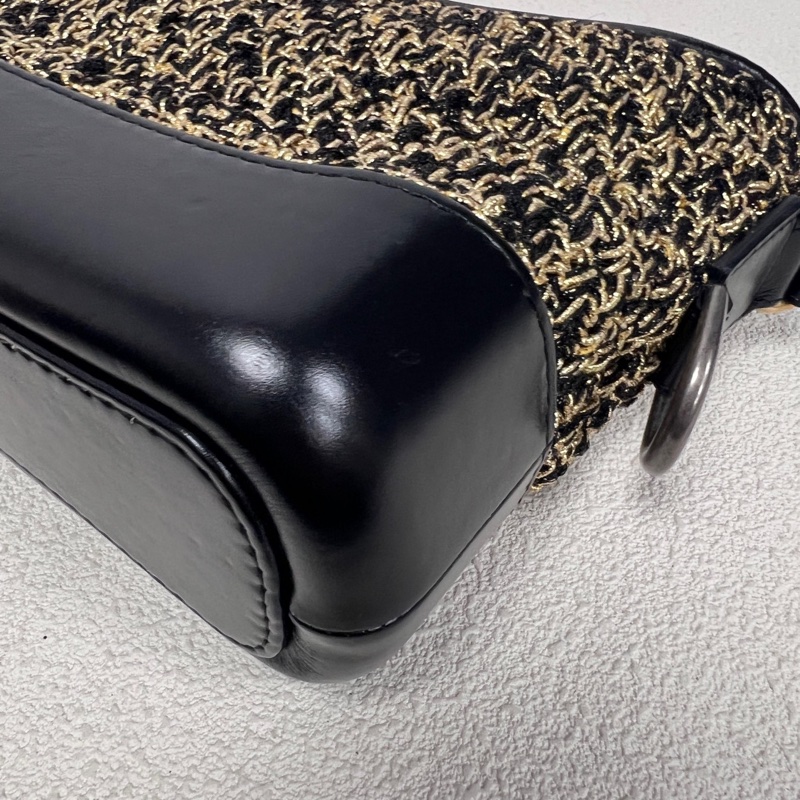 CHANEL 香奈兒黑色限定金絲流浪小號 28開-2