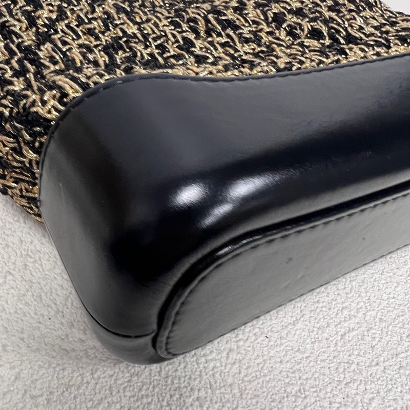 CHANEL 香奈兒黑色限定金絲流浪小號 28開-3