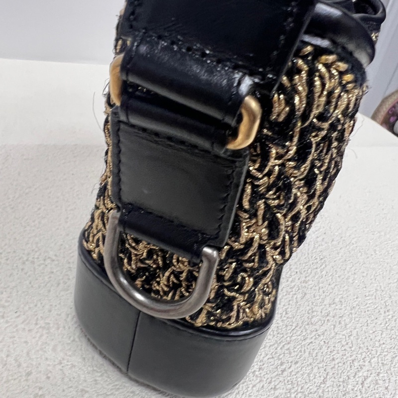 CHANEL 香奈兒黑色限定金絲流浪小號 28開-6