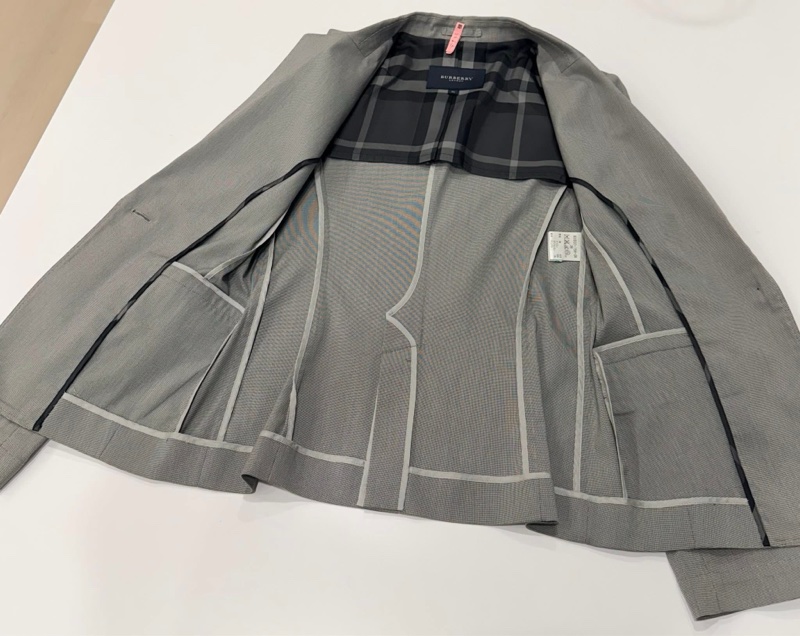 BURBERRY 倫敦 春夏款單扣西裝外套 有彈性-5