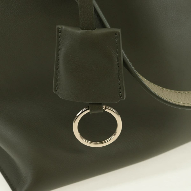 【日本直送】Salvatore Ferragamo Gancini Jet Set 手提包，皮革材質，卡其色/金色，正品，貨號 175123V-18