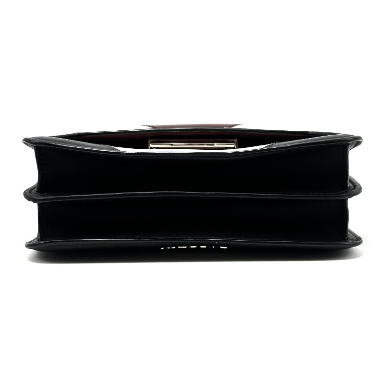 BVLGARI 黑白紅三拼色 肩背斜背鏈條包 22*16*7 98新配件塵袋-4