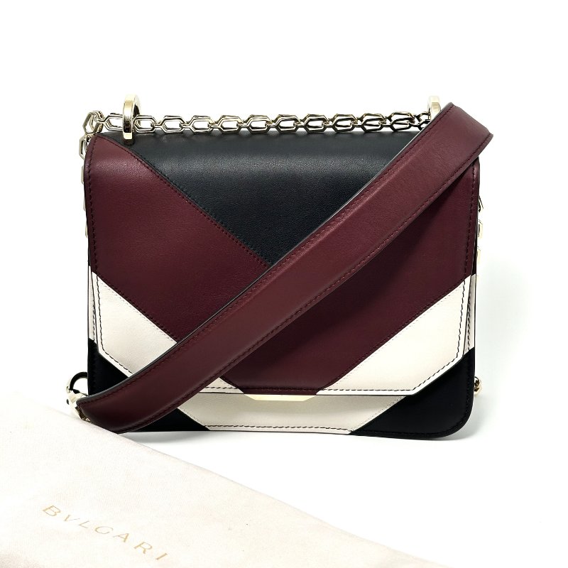 BVLGARI 黑白紅三拼色 肩背斜背鏈條包 22*16*7 98新配件塵袋-5