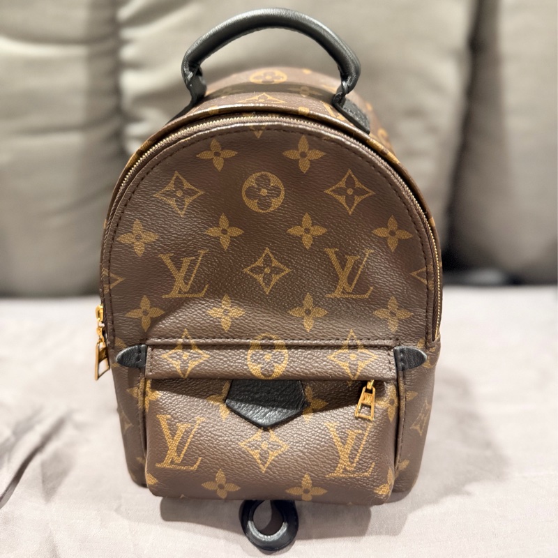 🎒LV Palm Springs Mini 小書包(改良款外露拉鍊,專櫃換新件)包況極佳🙌🏻-0