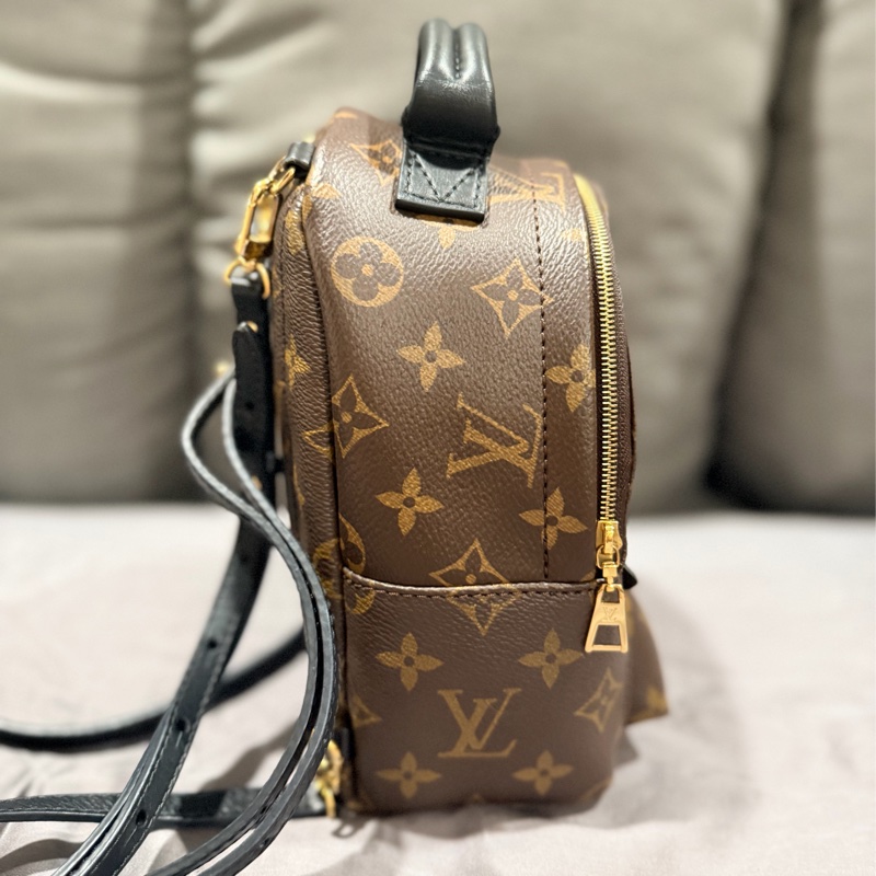 🎒LV Palm Springs Mini 小書包(改良款外露拉鍊,專櫃換新件)包況極佳🙌🏻-2