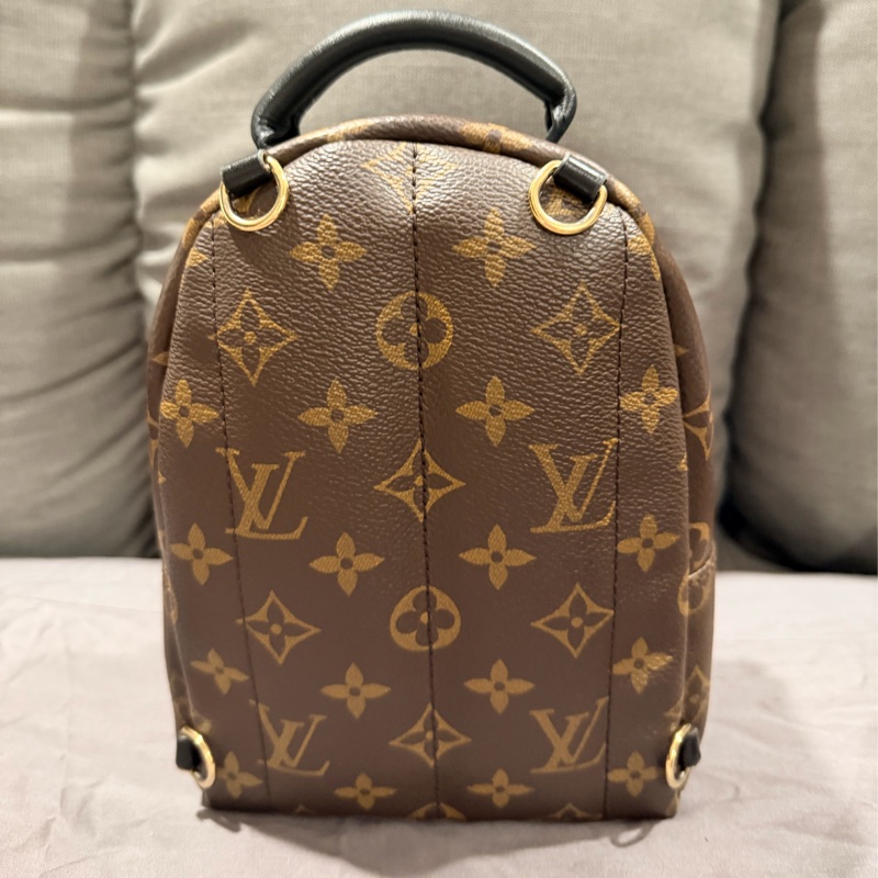 🎒LV Palm Springs Mini 小書包(改良款外露拉鍊,專櫃換新件)包況極佳🙌🏻-6