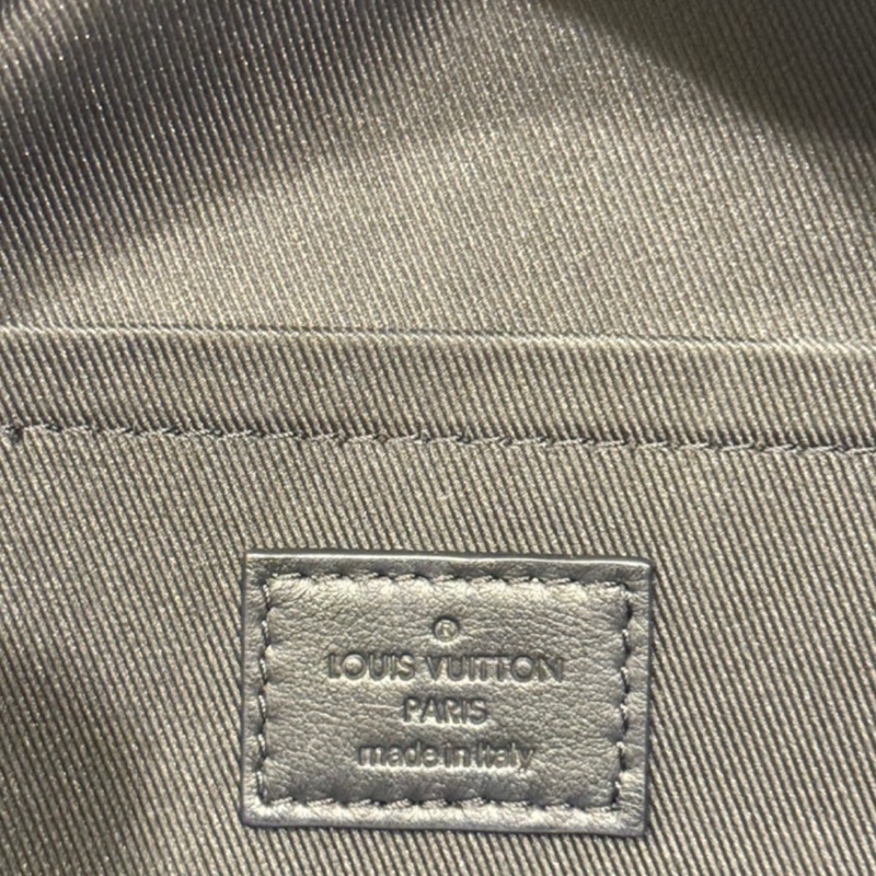 🎒LV Palm Springs Mini 小書包(改良款外露拉鍊,專櫃換新件)包況極佳🙌🏻-8