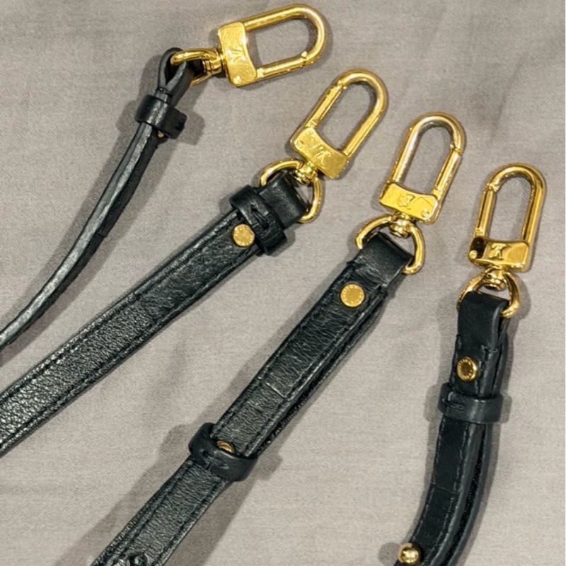 🎒LV Palm Springs Mini 小書包(改良款外露拉鍊,專櫃換新件)包況極佳🙌🏻-9