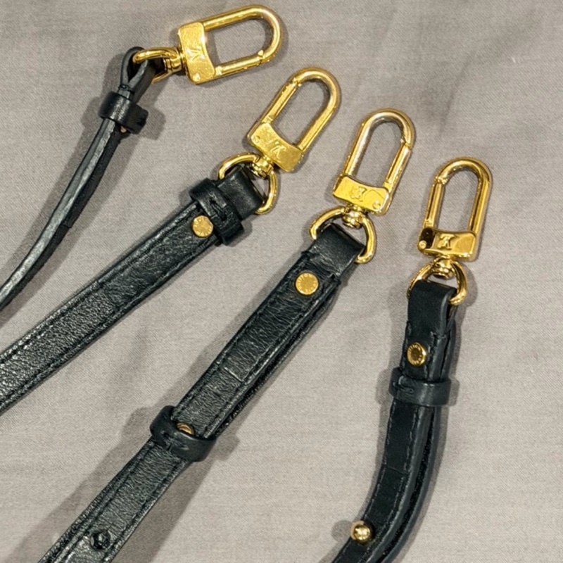 🎒LV Palm Springs Mini 小書包(改良款外露拉鍊,專櫃換新件)包況極佳🙌🏻-10