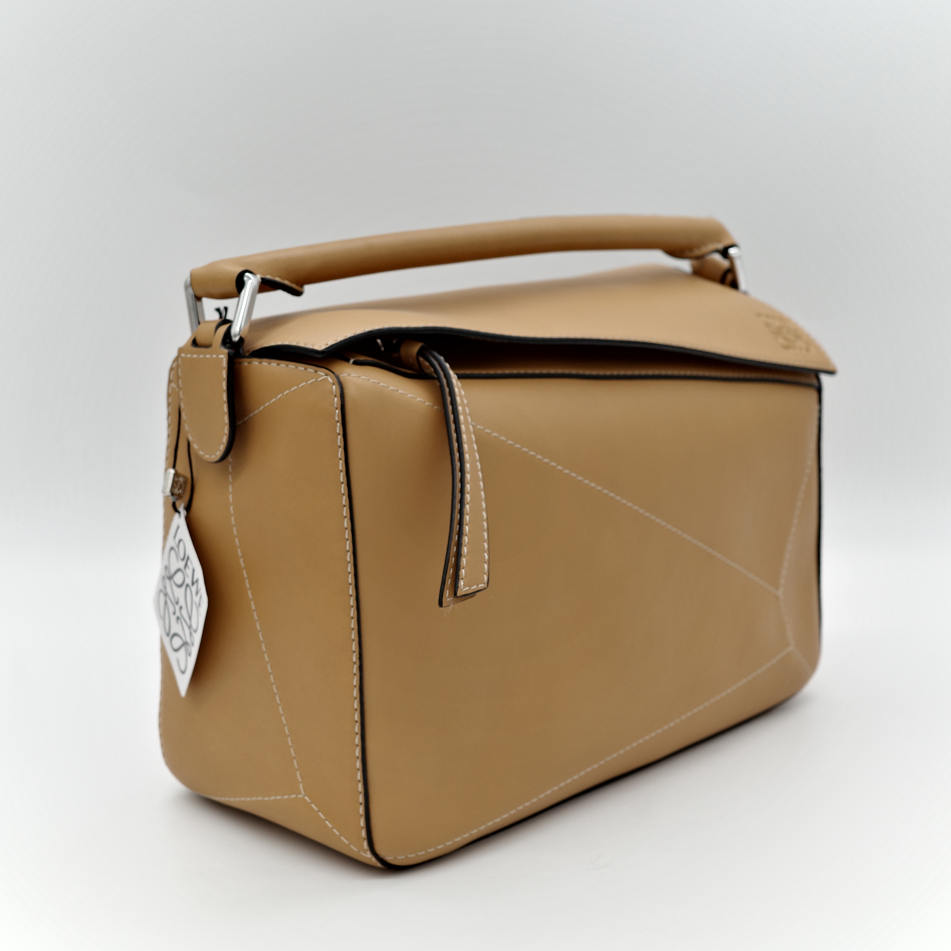 Loewe 羅威 Puzzle 小牛皮 中號  肩背包-2