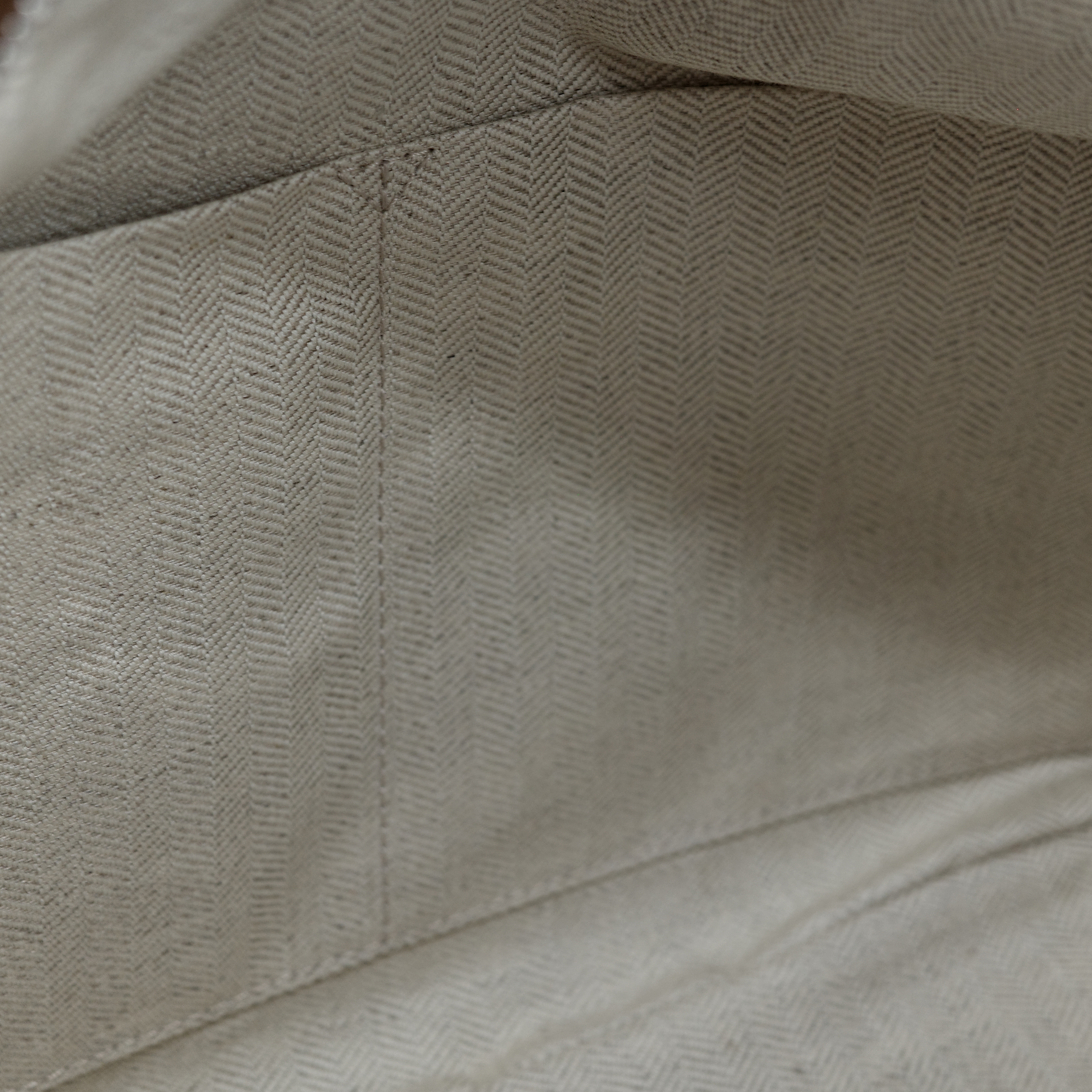 Loewe 羅威 Puzzle 小牛皮 中號  肩背包-11