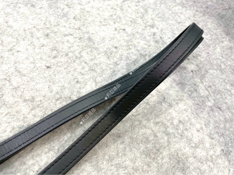 莉亞精品♡LV M44020 黑水桶包 二手-6