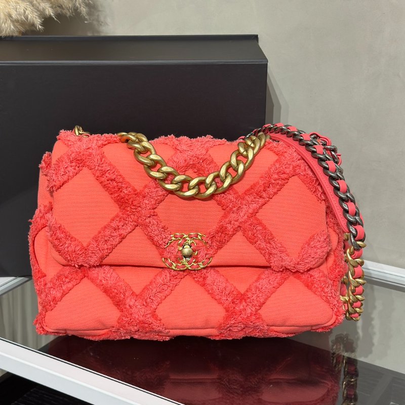 CHANEL 19 Bag 菱格紋手提肩背包 30 - 絨毛珊瑚粉金30開-0