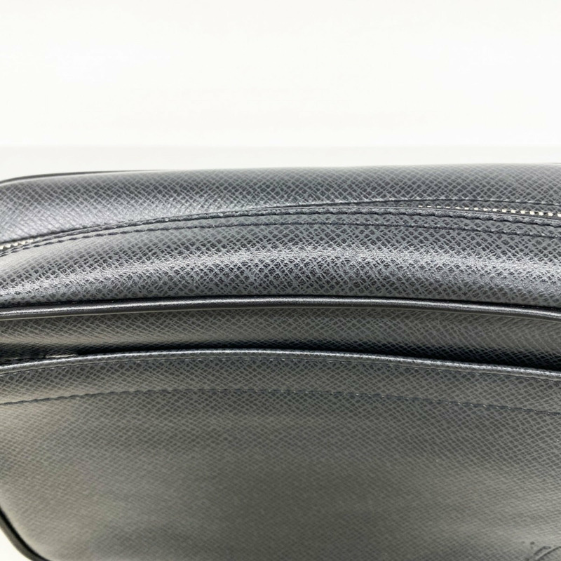 路易威登 Taiga Kalga 手拿包 M30812 Ardoise 男士-8