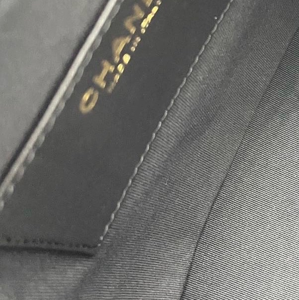 #全新閑置 #全配🈶購證 香奈兒黑金19系列雙肩包-20