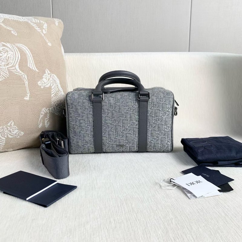 Dior Lingot 26老花刺繡帆布枕頭包 26*16*14  98新配件肩帶 塵袋-1