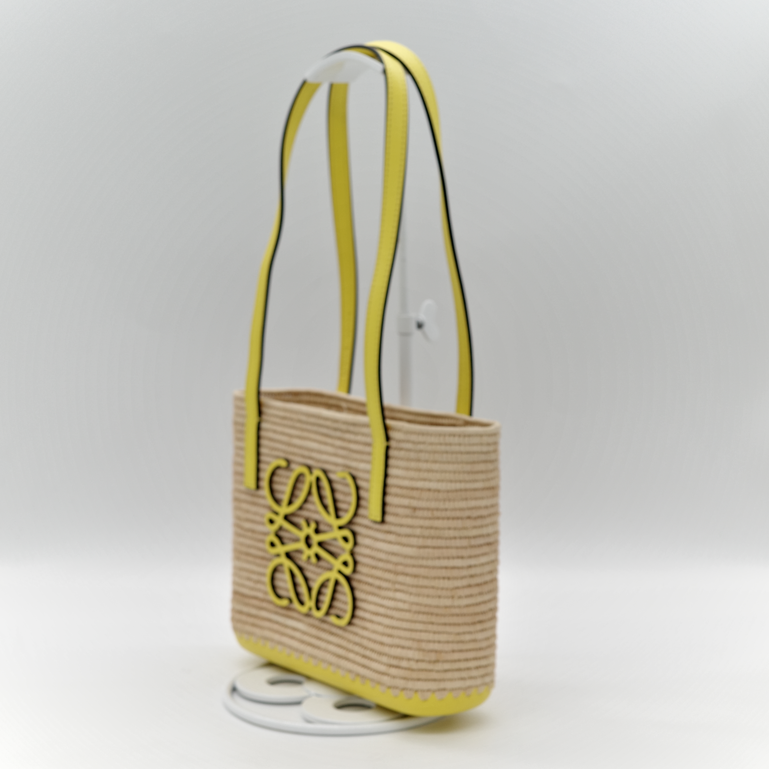 Loewe 羅威 mini square basket 黃邊 草編包-3
