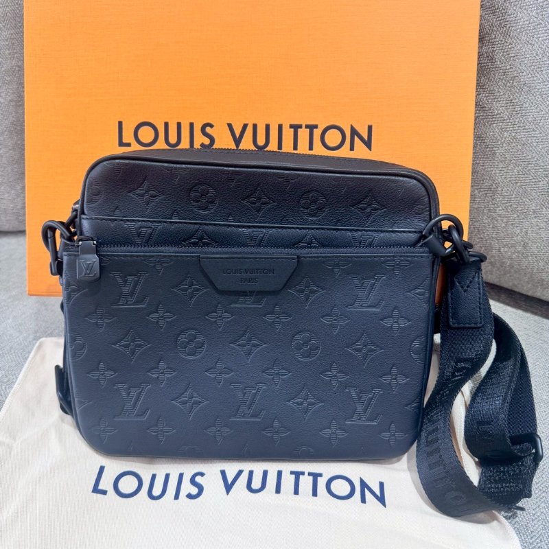 Louis Vuitton 黑色牛皮三合一 晶片款-0