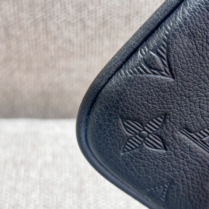 Louis Vuitton 黑色牛皮三合一 晶片款-8