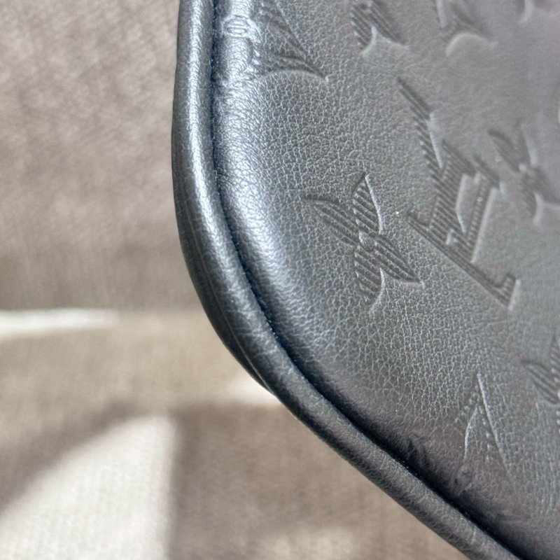 Louis Vuitton 黑色牛皮三合一 晶片款-10