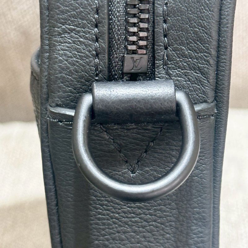 Louis Vuitton 黑色牛皮三合一 晶片款-23