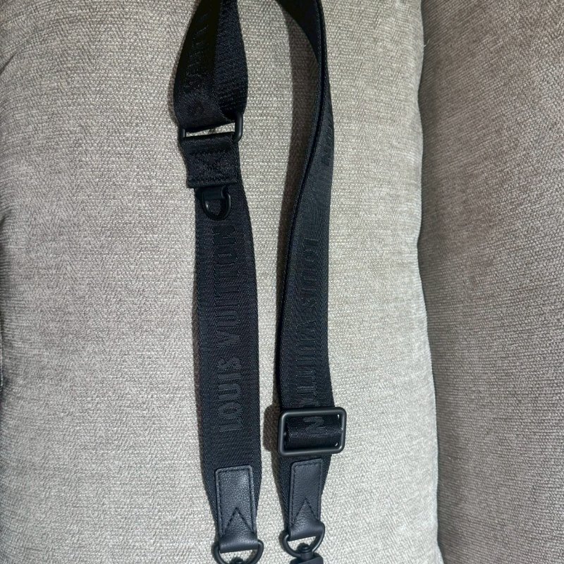 Louis Vuitton 黑色牛皮三合一 晶片款-25