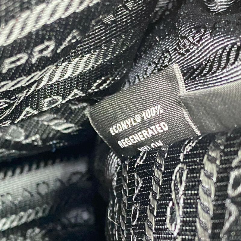 黑色 尼龍 Re-nylon  肩背包 2VD028【PRADA普拉達】 2VD028-7