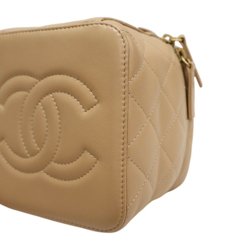 奶茶色 菱格紋羊皮 Vanity with chain 鏈帶化妝包 肩背包【CHANEL 香奈兒】 AS3228-9