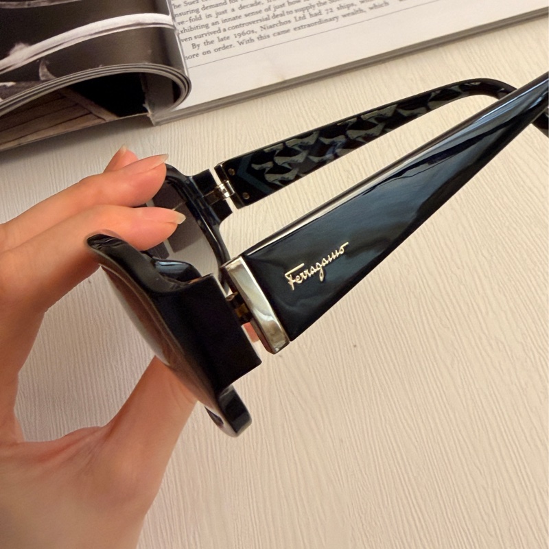 Salvatore Ferragamo 太陽眼鏡 墨鏡 原裝盒子 復古方框-9