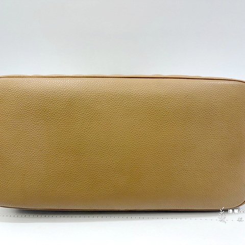 S4518-CHANEL 奶茶色荔枝牛皮菱格紋金幣包-4