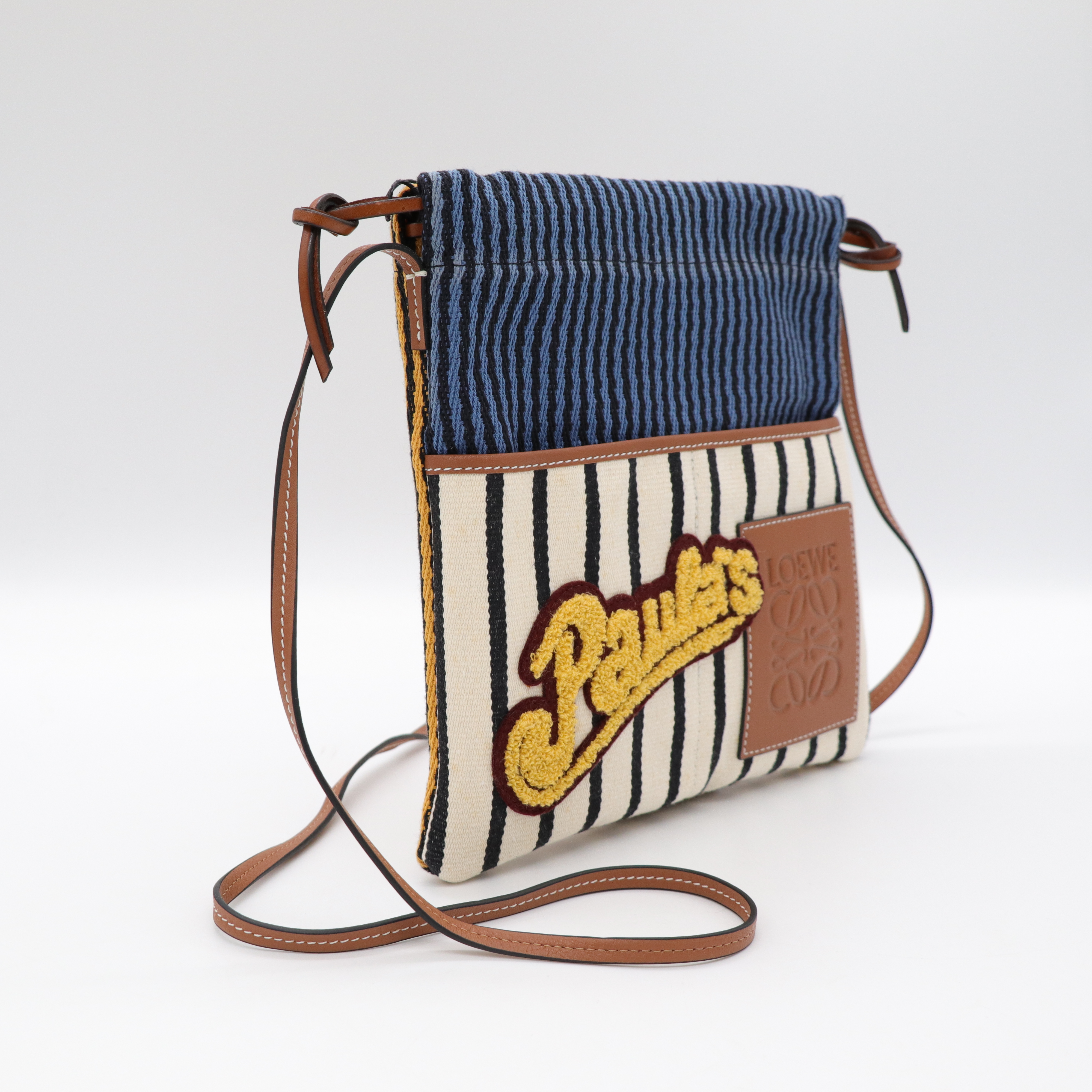 Loewe 羅威 Paula's Ibiza 抽繩 小包-1