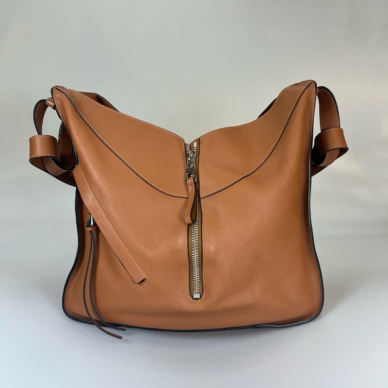 LOEWE 焦糖色HAMMOCK 大號 吊床包-2