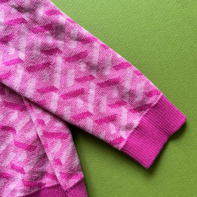 38號 ::Versace:: 凡賽斯 粉色針織兔子刺繡限定款鈕扣上衣 小外套-9